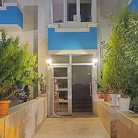 The Cotton House Szálloda 4*