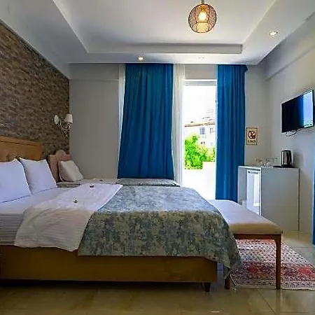 The Cotton House 4*