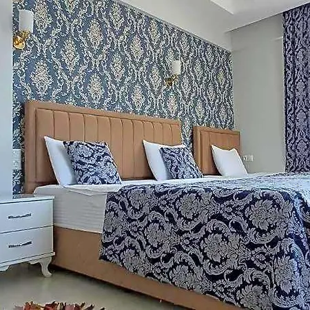 The Cotton House 4*