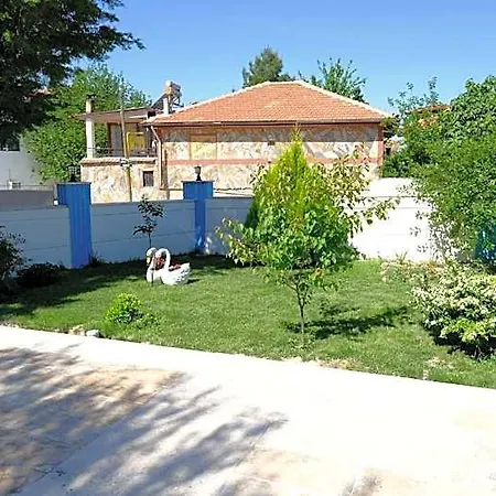 The Cotton House Ξενοδοχείο 4*